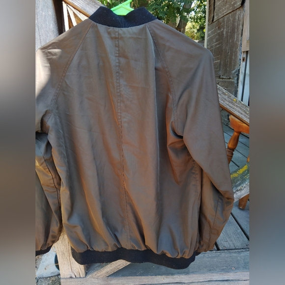 Reversible Jacket - Picture 6 of 7